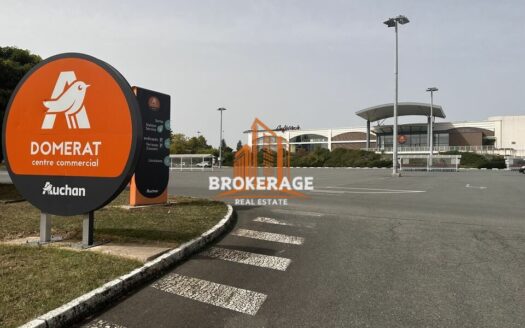 LOCAL COMMERCIAL à LOUER