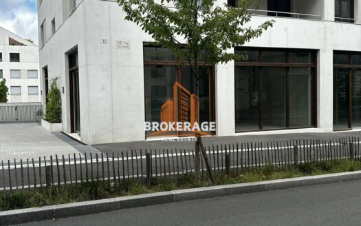 LOCAL COMMERCIAL à LOUER