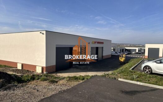 LOCAL COMMERCIAL à LOUER