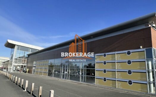 LOCAL COMMERCIAL à LOUER