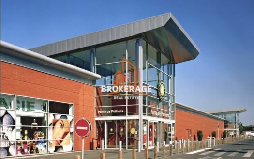 LOCAL COMMERCIAL à LOUER