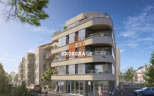 LOCAL COMMERCIAL à VENDRE