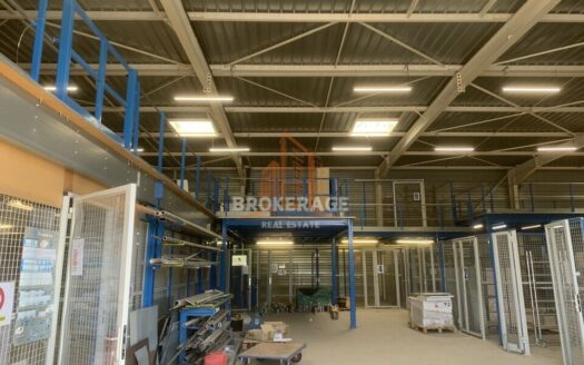 MIXTE ACTIVITES-BUREAUX à LOUER